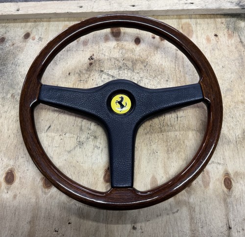 Volante ferrari momo vintage - ferrari,