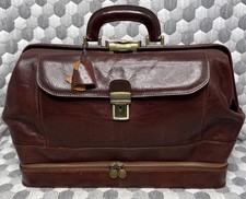 Borsa da medico in pelle Time Resistance marrone fatta a mano Made in Italy