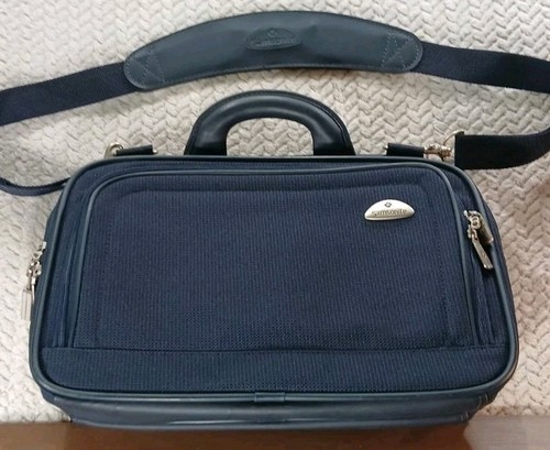 Samsonite lark 700 series - lark,
