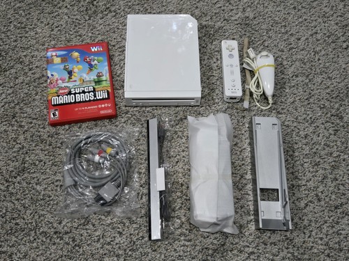 Nintendo wii console bundle - console, w/
