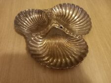 Vassoio Portadolci Conchiglia metallo colore argento Made England