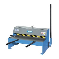 Cesoia per lamiera da banco FERVI T034/065 - goniometro integrato -