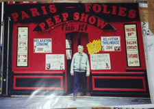 PARIS FOLLIES PEEP SHOW CLUB 124 - GRANDE FOTOGRAFIA POSTER 42X32CM ANNI 70