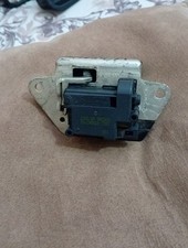 Serratura portellone posteriore post per modello:  LANCIA YPSILON 2009