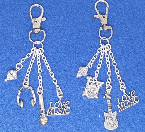 Love music keyring 2 - i,