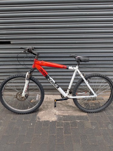 Diamondback mountain bike - m-05,