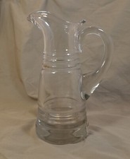 Antica caraffa brocca in