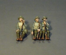 GWB062 RETIRED  London Bus Passengers #1. By JOHN JENKINS DESIGNS