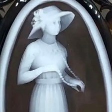 Ciondolo spilla cammeo