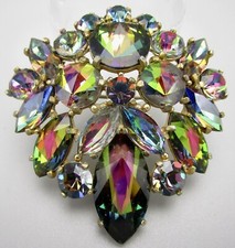 BELLISSIMA SPILLA A GRAPPOLO STRASS PAVONE BOREALE TONO ORO ELSA SCHIAPARELLI SPILLA