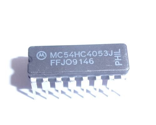 Mc54hc4053j triple - 1,