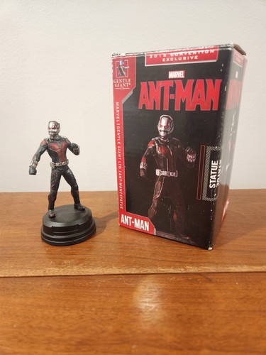 Statua gigante gentile ant man - gentile, ant-man