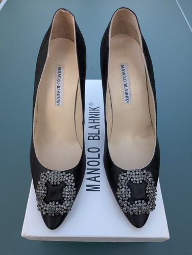 Manolo blahnik hangisi - hangisi, nero