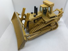 Bulldozer - Caterpillar CAT D11N Conrad 1:50 No. 285