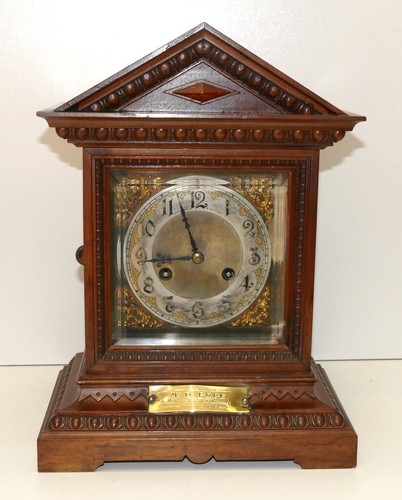 Vecchio orologio tavolo - vecchio,