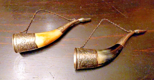Corna mucca bere - di, da