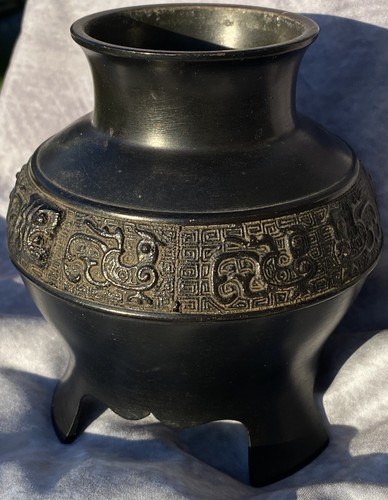Vaso treppiede bronzo - , cinese