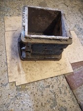 Stampo a cubo in calcestruzzo