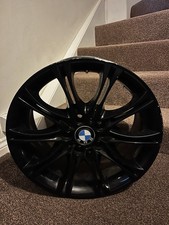 Cerchio in lega originale BMW MV2 135M 18" posteriore 8,5J nero lucido x1 7896490