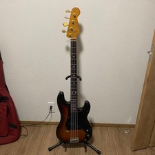 Basso elettrico Fender