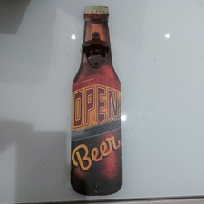 Apribottiglie da muro forma