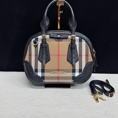 Burberry pre owned - pre-owned, authentic