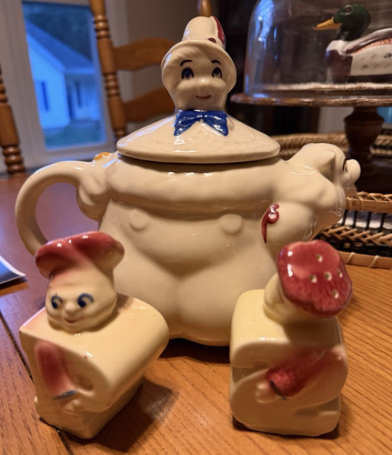 Vintage shawnee pottery tom - vintage, "tom