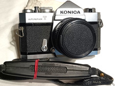 KONICA autoreflex T  con