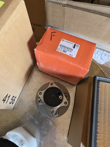 Mozzo ruota anteriore - anteriore, toyota