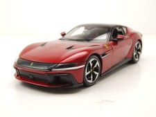 Modellino auto Ferrari 12 Cilindri 2024 rosso 1:24 Bburago