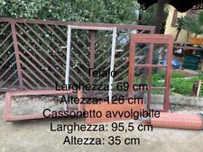 infisso in legno singolo battente completo di avvolgibile e telaio