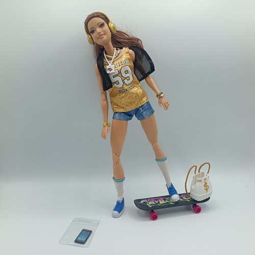 Ooak barbie made move - barbie, to