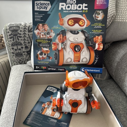Mio robot versione 0 - mio,