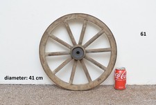 Vecchio carrello in legno