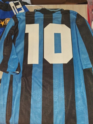 Match worn inter - worn, bergkamp