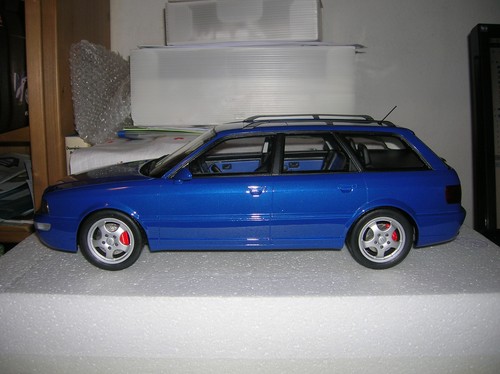 Audi rs2 avant blu otto - rs2, 1/12