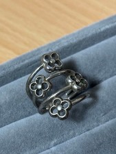 Anello Louis Vuitton motivo