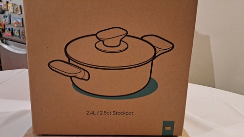 TUPPERWARE