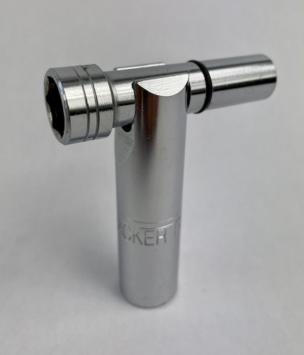 Tracker trucks skate tool - trucks, t