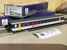 LIMA 309272 CARROZZA SALONE SBB CFF 2C LINEE VICINALI,BLU/BIANCA PORTE VECCHIE