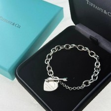 Tiffany & Co.Return to Tiffany