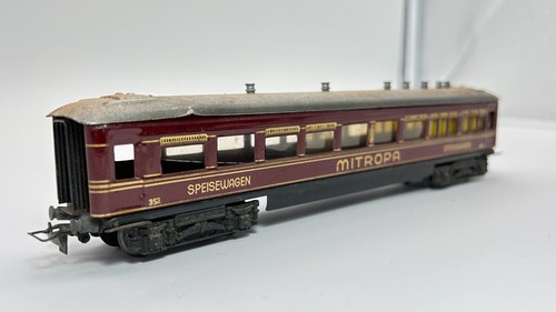 Märklin 352 treno - treno, d