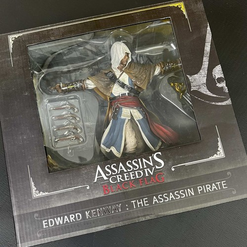 Statua assassin creed iv - assassin's,