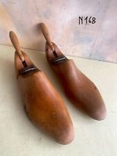 Coppia di antiche forme per