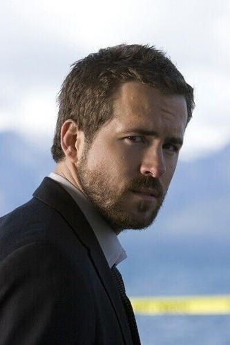 Ryan reynolds unsigned - reynolds, 6"