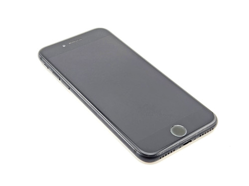 Apple iphone 128 gb - 7,