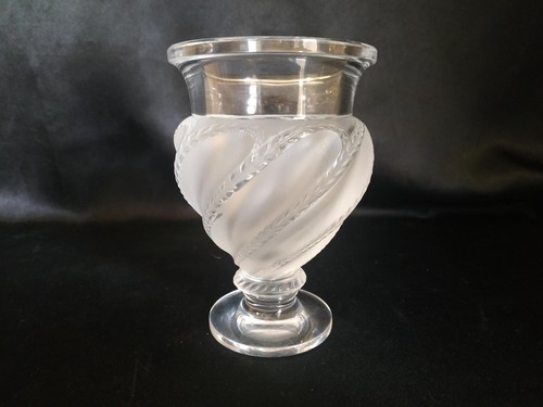 Lalique vase ermenonville - -, "