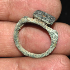 Anello antico mediorientale