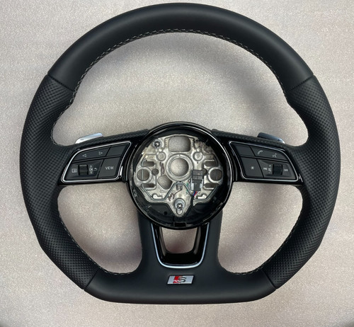 Audi volante sportivo - s3,
