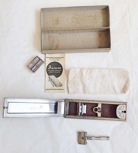 Vintage darwin hollow ground - darwin,